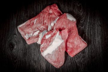 Secreto vom Landschwein. 2-3 Stück in 500g Packung.