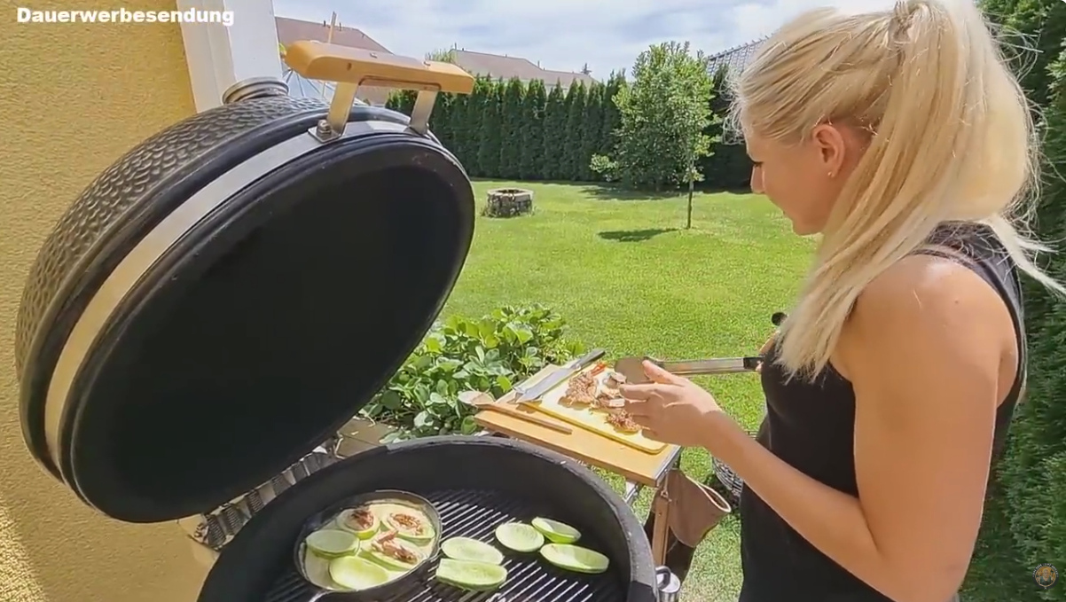 Kachelfleisch im Schmorgurkenschiffchen