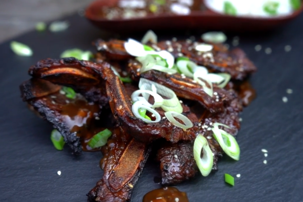 Galbi 갈비 koreanische Short Ribs vom Grill