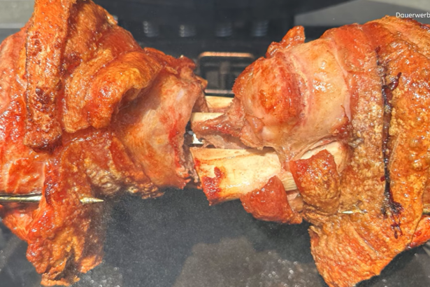 Knusprige Haxen vom Drehspieß